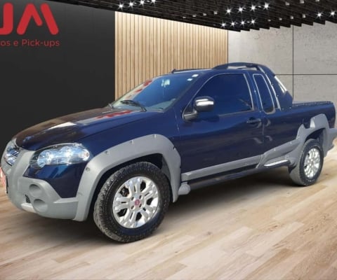 Fiat Strada  Adventure 1.8 CE T.Flex - Azul - 2012/2012