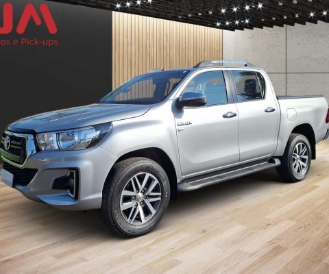 Toyota Hilux CD SRV 4x2 2.7 Flex 16V Aut.  - Prata - 2018/2019