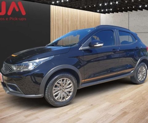 Fiat Argo TREKKING 1.3 8V Flex - Preta - 2022/2023