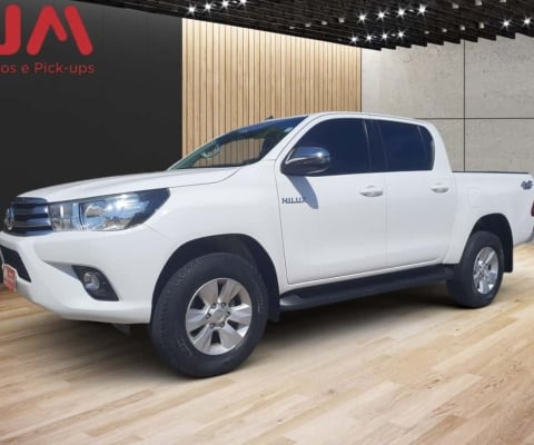 Toyota Hilux CD SRV 4x4 2.8 TDI Diesel Aut.  - Branca - 2018/2018