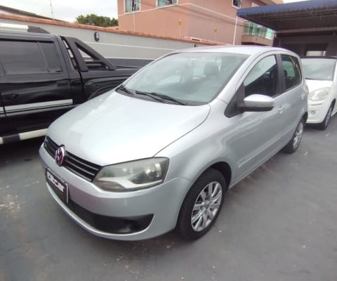 Volkswagen FOX (TREND) G2 1.0 8V Completo - 2013