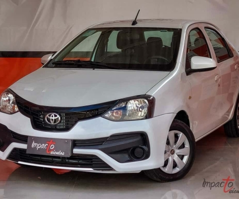 Toyota Etios 2021 1.5 x sedan 16v flex 4p automático