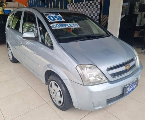 Meriva 1.4 Novissima Baixo KM