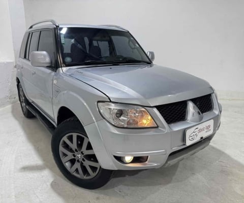 Mitsubishi Pajero tr4 2010 2.0 4x4 16v 140cv flex 4p automático