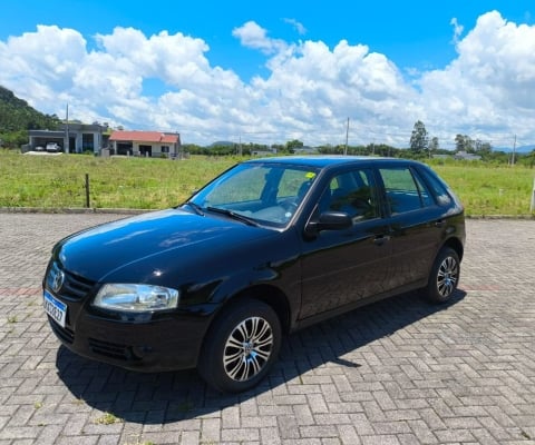 GOL TREND 1.0 G4 COM AR GELANDO -- REVISADO