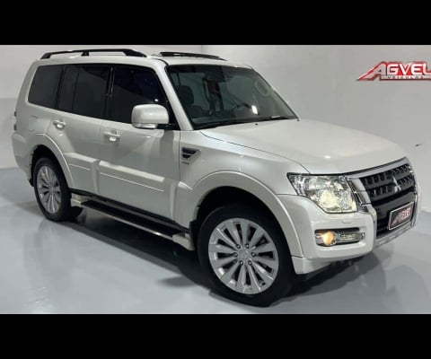 MITSUBISHI PAJERO 3.2 HPE 4X4 7 LUGARES 16V TURBO INTERCOOLER DIESEL 4P AUTOMÁTICO