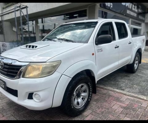 TOYOTA HILUX CD4X4 STD 2013