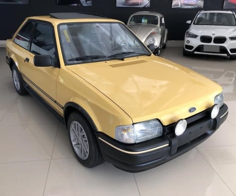 ESCORT 1.8 XR3 AR CONDICIONADO ANO 1989 COR AMARELO