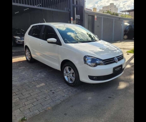 VOLKSWAGEN POLO 1.6 2014