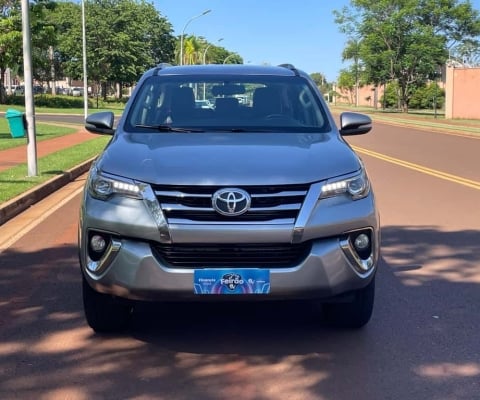 Toyota Hilux sw4 2016 2.8 srx 4x4 16v turbo intercooler diesel 4p automático