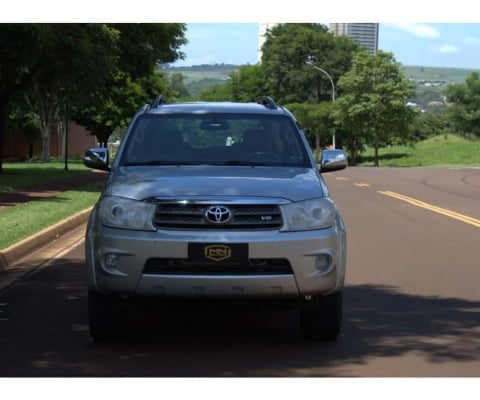 Toyota Hilux sw4 2010 4.0 srv 4x4 v6 24v gasolina 4p automático