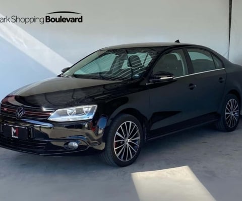 VOLKSWAGEN JETTA 2.0 TSI HIGHLINE 200CV GASOLINA 4P TIPTRONIC