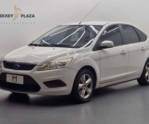 FORD FOCUS HATCH SE 1.6 FLEX MANUAL - 2012 - BRANCO