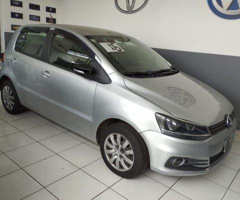 Volkswagen/FOX 1.0 12v completo 