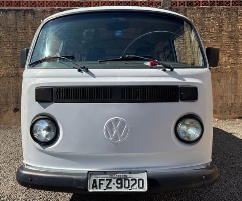 Volkswagen kombi 1600 lotação 9 lugares modelo 1996