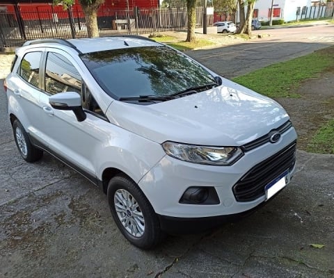 Ecosport SE 1.6 Flex Ano 2015 - Veículo em ótimo estado, com pneus seminovos