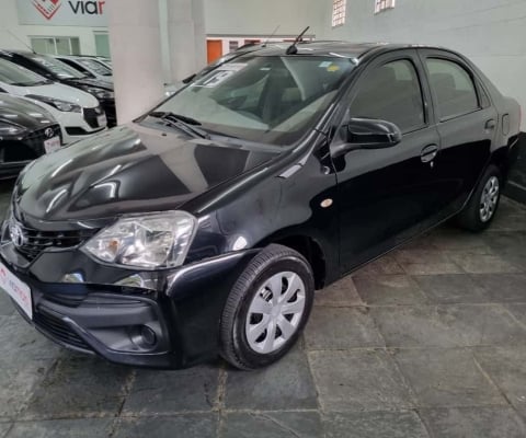 Toyota Etios 2019 1.5 x sedan 16v flex 4p manual