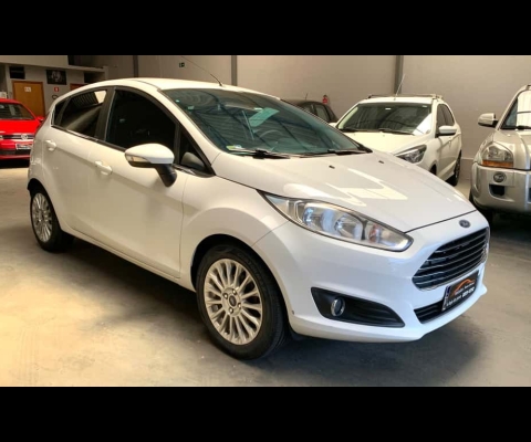 FORD FIESTA 1.6 TITANIUM PLUS HATCH 16V FLEX 4P POWERSHIFT