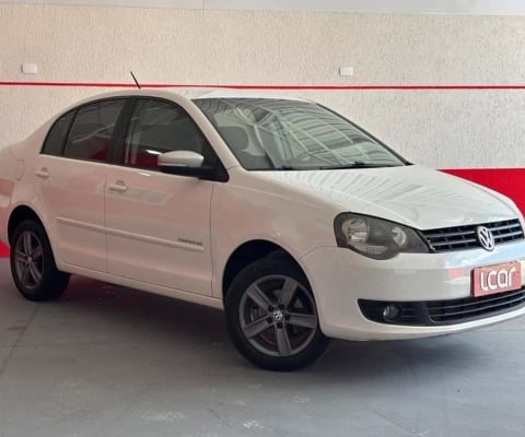 VOLKSWAGEN POLO SEDAN 1.6 2014