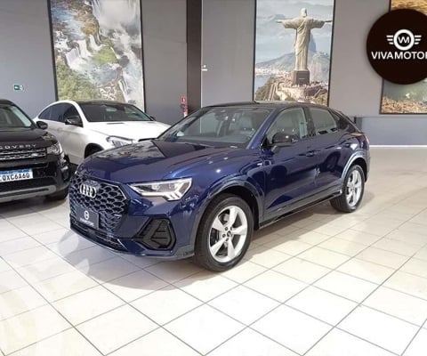 AUDI Q3 2.0 40 TFSI Sportback Performance Black Quattro - 2022/2023