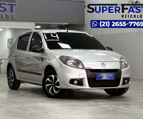 Renault Sandero 2014 1.0 authentique 16v flex 4p manual