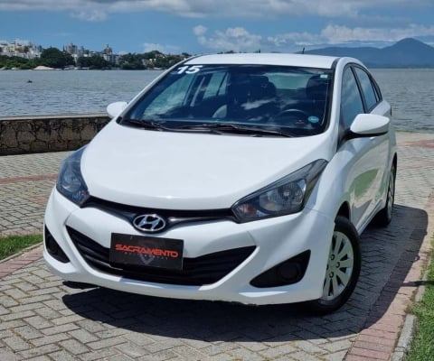 Hyundai HB20S  Impress 1.6 Flex 16v Mec.  - Branca - 2015/2015