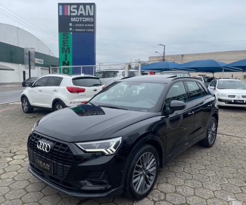 AUDI Q3 BLACK 1.4  S TRON 2020