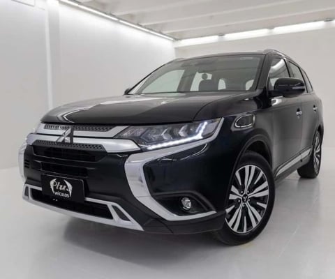 MITSUBISHI OUTLANDER 2.2 MIVEC DI-D DIESEL HPE-S AWD AUTOMÁTICO 2022