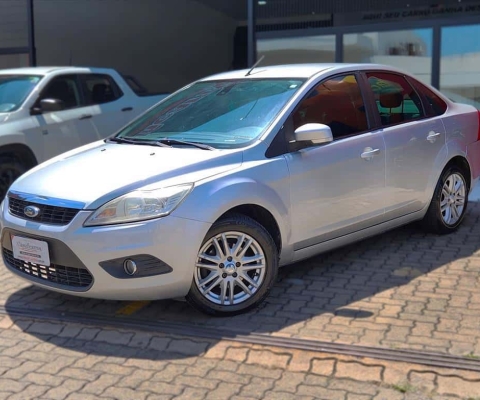 FORD FOCUS 2.0 GLX 16V FLEX 4P AUTOMÁTICO