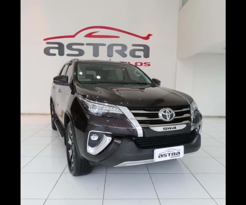 TOYOTA SW4 SUV HIGH + DIAMOND 2019