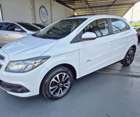 Onix Hatch LT 1.4 Flex Automático Completo 2015