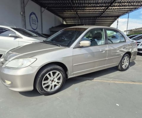 Civic Sedan LX 1.7 115cv Mecânico 2006 Troco e Financio