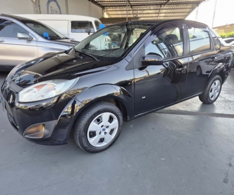 Fiesta Sedan 1.6 8v Flex 2014 Completo Troco e Financio