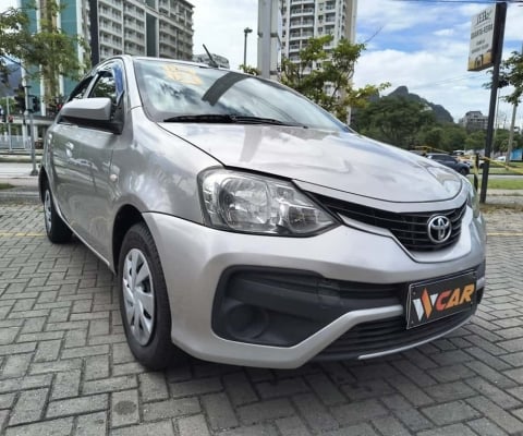 Toyota Etios 2018 1.5 x sedan 16v flex 4p manual