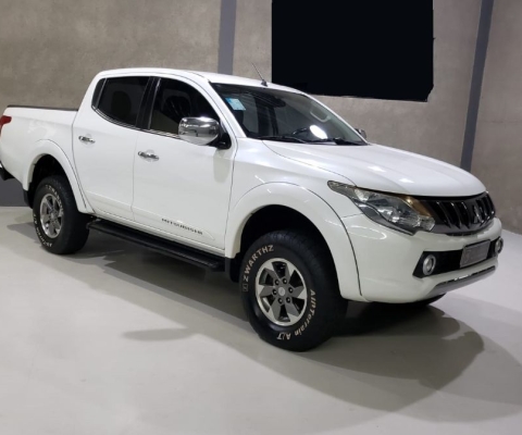 MITSUBISHI L200 TRITON SPORT HPE 2.4 DIESEL AUTOMÁTICA