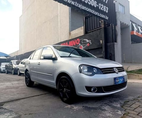 VOLKSWAGEN POLO SEDAN 2.0 COMFOR 2013