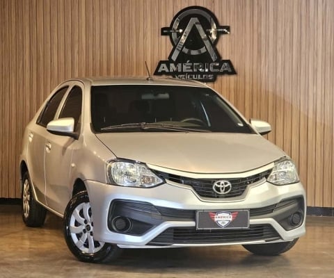 Toyota Etios 2018 1.5 x sedan 16v flex 4p manual