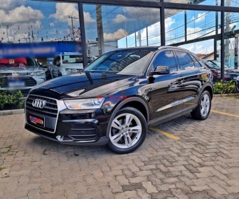 Audi Q3 1.4 AMBITION TFSI FLEX S-TRONIC 5p - Preta - 2018/2018