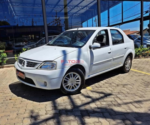 Renault Logan Privilège Hi-Flex 1.6 8V 4p  - Branca - 2009/2010