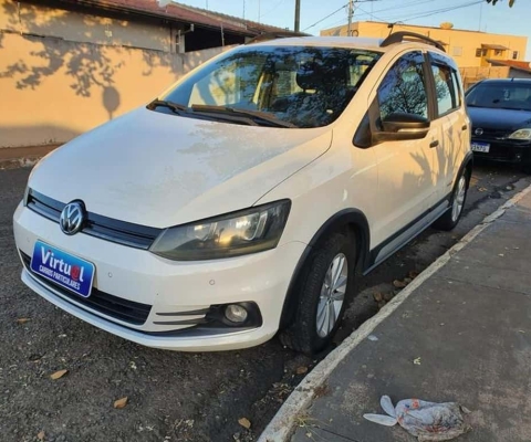 VOLKSWAGEN NOVO FOX TRACK 2016