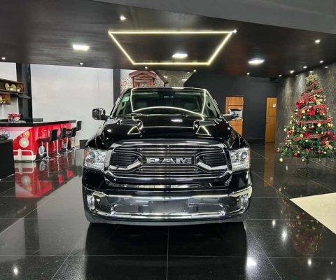 Ram Classic 2022 5.7 v8 gasolina laramie cd 4x4 automático