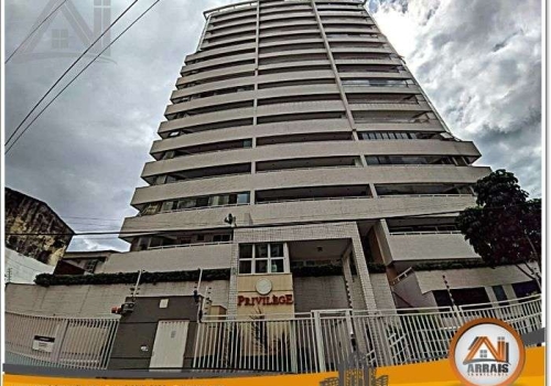 Apartamento Com Quartos Na Avenida Historiador Raimundo Gir O Praia