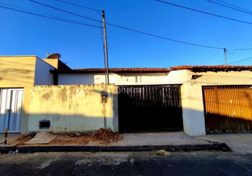 Casa com 2 quartos na Rua Mato Grosso, 652, Cabral, Teresina - PI - ID ...