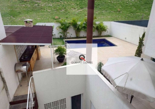 Casas em condomínio com quintal à venda no Jardim Limoeiro em Arujá ...