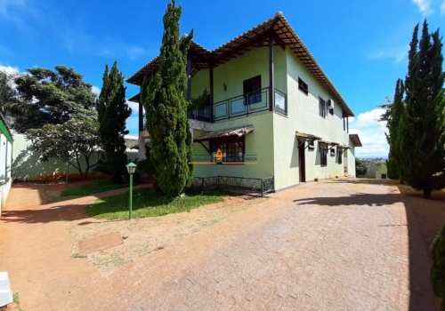 Casas com varanda com 3 quartos à venda em Enseada das Garças em Belo