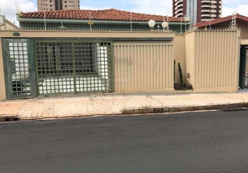 Casas com 3 quartos à venda na Avenida Prudente de Moraes em Araraquara Chaves na Mão