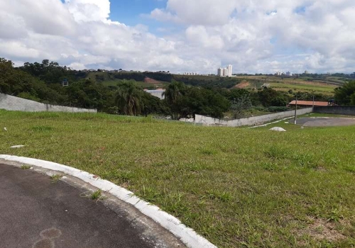 Terrenos em condomínio fechado à venda em São José dos Campos - SP