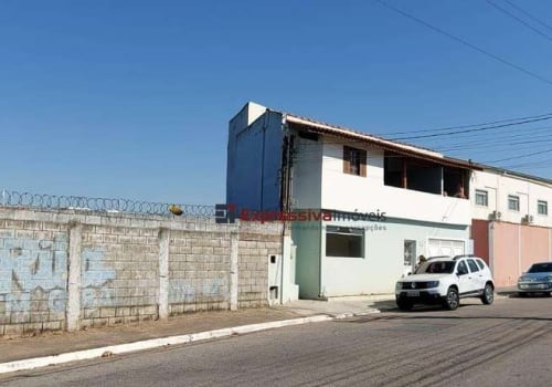 Casas Com Quintal Venda Na Rua Alfredo Vieira Arantes Em Itatiba