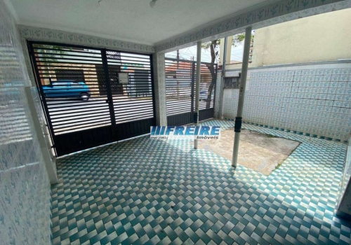 Casas para alugar na Rua Oriente, Jardim Santo André - QuintoAndar