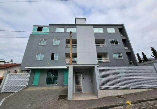 Apartamentos com 3 quartos para alugar na Rua David Woestemeier em Blumenau Chaves na Mão